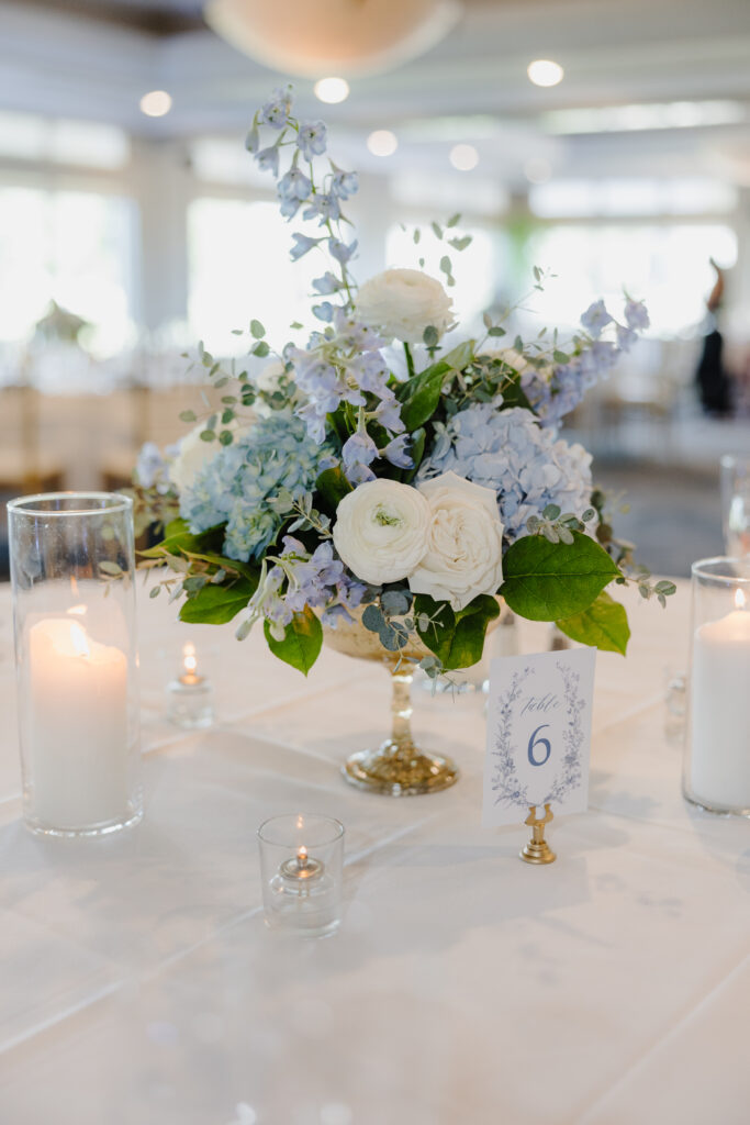 Luxury wedding florist Aurora
