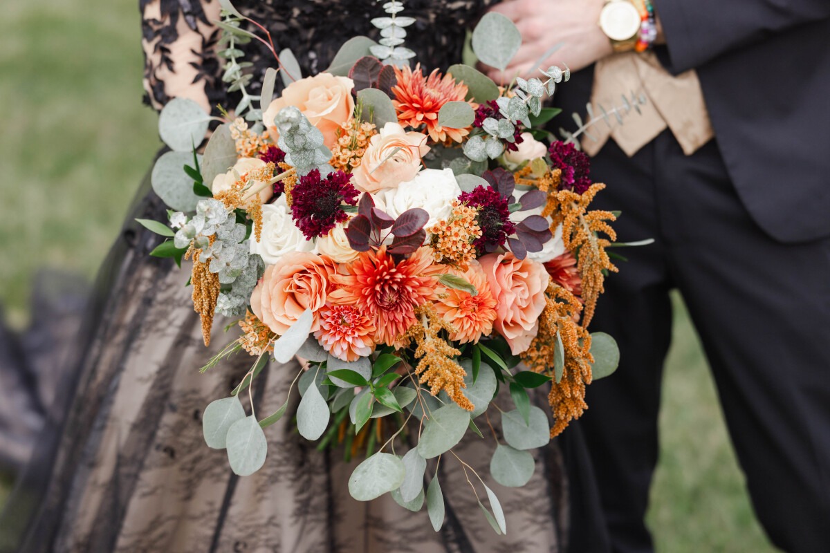 Custom wedding florals Bartlett