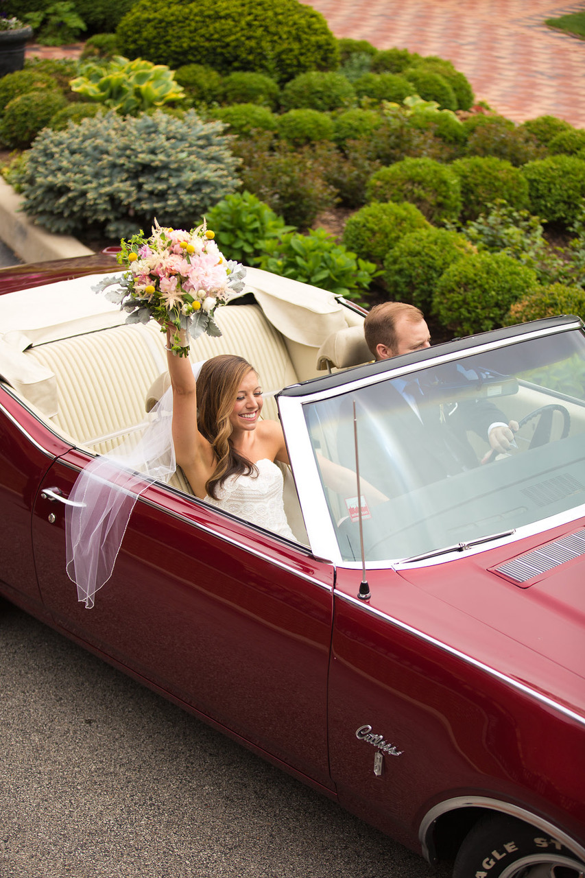 Wedding ceremony florals Naperville